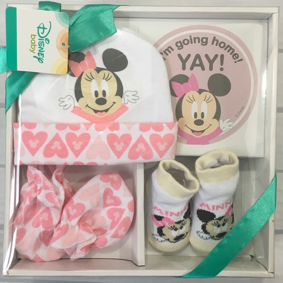 Disney Other - Disney Minnie Mouse 4 piece Set Take Me Home Set